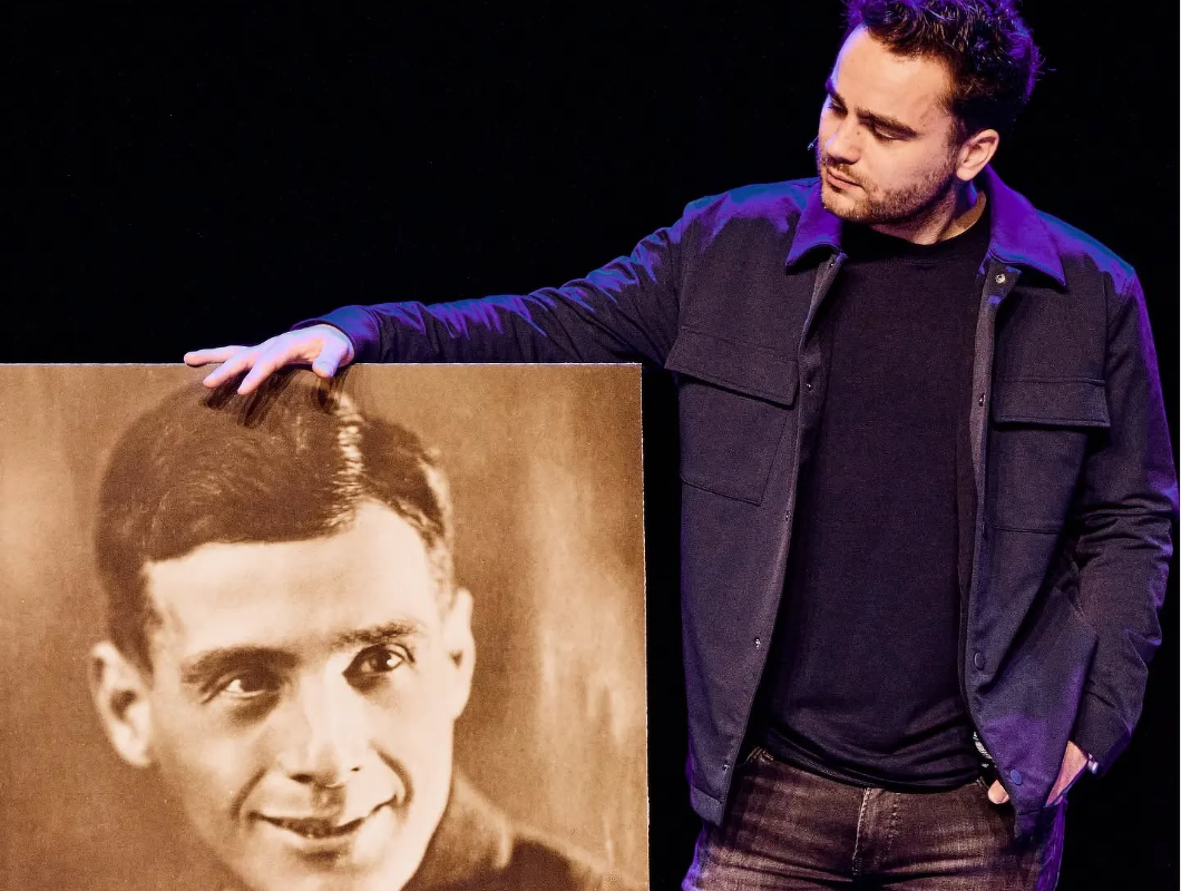 Jordy van Loon zingt Louis Davids